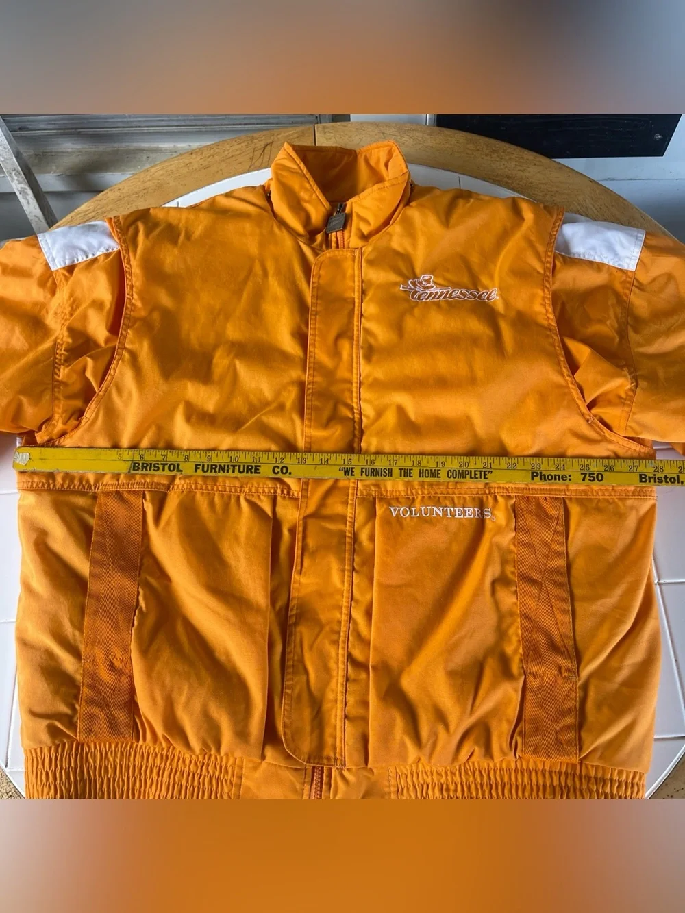 Vintage Nike Tennessee Volunteers Puffer Jacket XL NCAA Retro Y2K Winter Coat